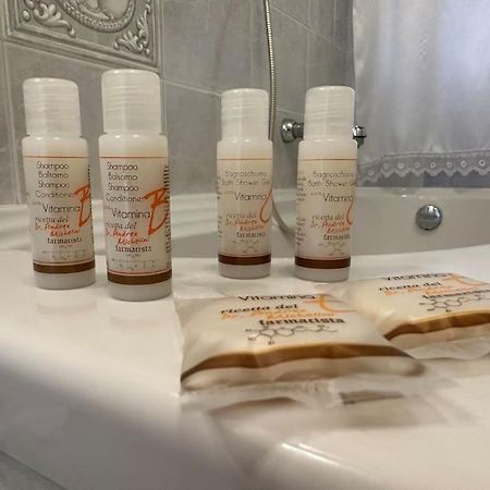 벤티밀리아 Casa Eleonora: A 5 Min Dal Mare + Free Parking 아파트 외부 사진